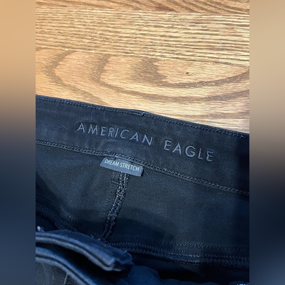 AEO Black Dream Stretch High Rise Jegging
Size: 10 - Picture 2 of 10